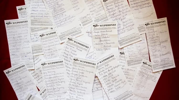 Co to są wypominki w kościele i dlaczego są tak ważne?