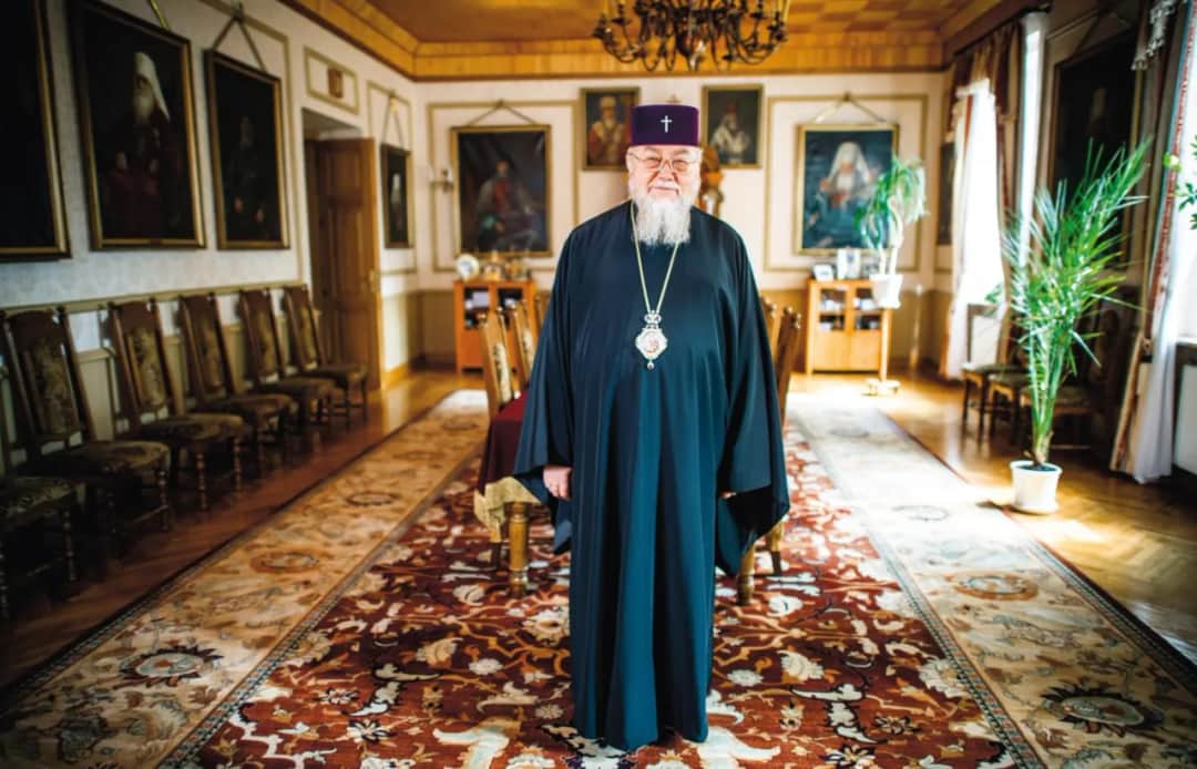 Kto stoi na czele kościoła prawosławnego? Poznaj jego wpływ i rolę