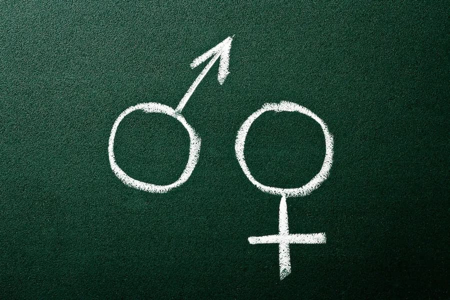 Czy zmiana płci to grzech? Moralne dylematy w nauce Kościoła