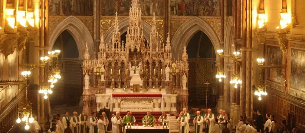 Ile trwa msza wieczerzy pańskiej? Sprawdź, co musisz wiedzieć