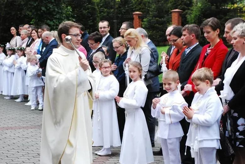 Ile kosztują msze wieczyste? Poznaj zaskakujące ceny i datki