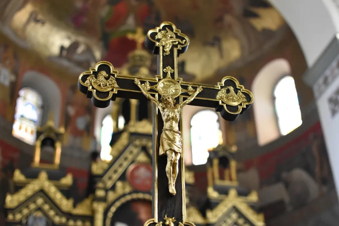 Niedzielna msza w sobotę od której godziny? Sprawdź szczegóły!