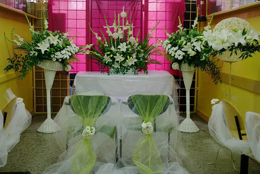 Jakie kwiaty na ołtarz do kościoła – wybierz idealne dekoracje