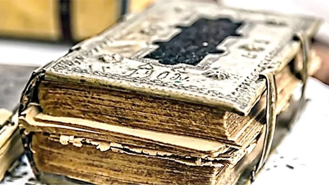 Tematyka książek potępianych przez Kościół: co skrywa ich treść?