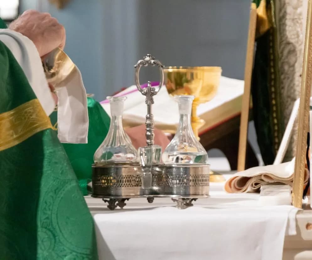 Czy w Szczepana trzeba iść do kościoła? Obowiązki religijne wyjaśnione