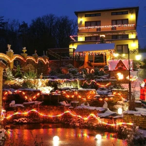 Bajkowy dom w Dołach Biskupich – odkryj jego magiczne dekoracje