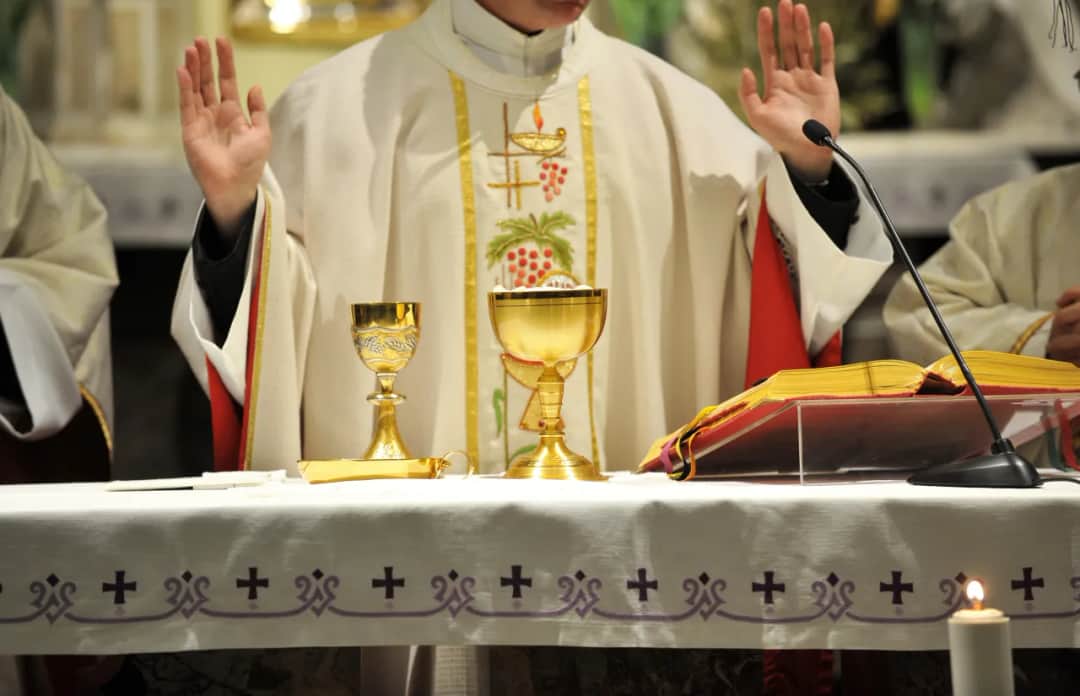 Czy 1 maja trzeba iść do kościoła? Oto, co naprawdę musisz wiedzieć