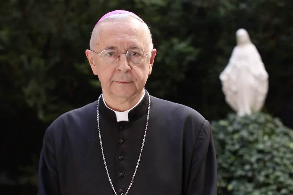 Czy prawo przyciągania to grzech? Odkryj kontrowersje i naukę Kościoła